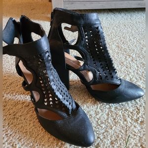 Women's Size 8.5 Qupid Faux Leather Stiletto Boots